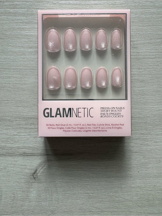 Glamnetic Other - GLAMnetic Short Round Press-On Nails in Soft Pearl Pink